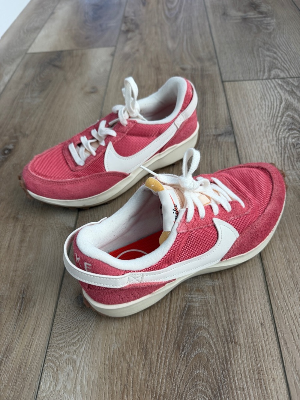 Nike women’s waffle suede in Nantucket red white Swoosh